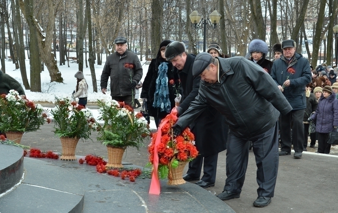 2 февраля день рождения первого Губернатора области Михаила Фрунзе.